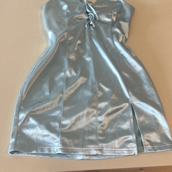 Baby blue satin dress NWOT - Picture 3 of 4